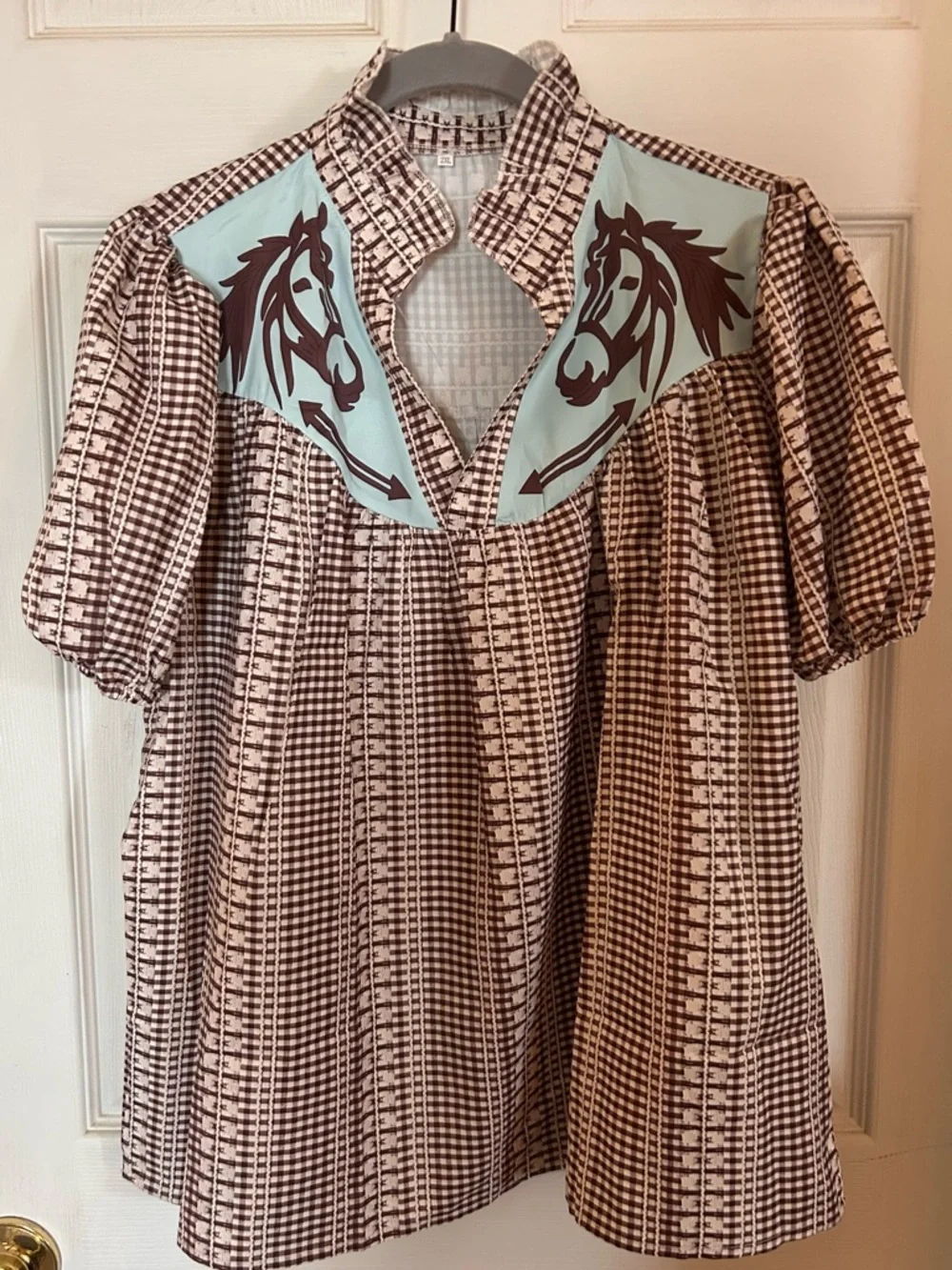 Western Horse Yoke Blouse in Brown and Light Blue - Picture 3 of 7